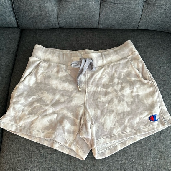 🎀3 for $20 Sale🎀 Champion shorts - Picture 1 of 3